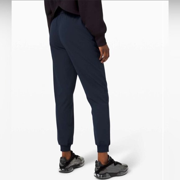 lululemon Keep Moving Jogger True Navy Fit Elastic Cuffs Athletic Relaxed 0 - Picture 4 of 4